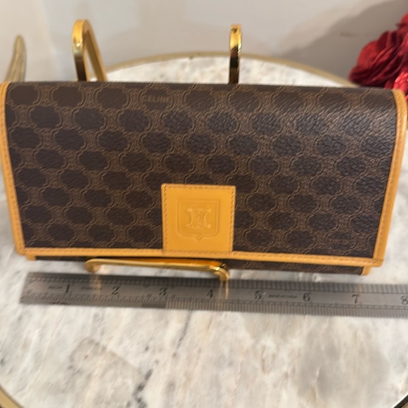 Celine Monogram long Bifold wallet clean interior in good condition beau… - Picture 12 of 16